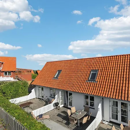 Awesome In With Wifi Apartman Allinge-Sandvig